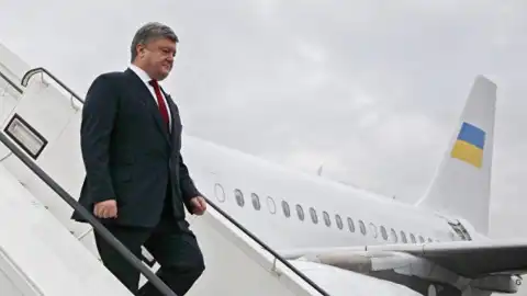 Порошенко задекларировал расходы на отдых, но не указал подробностей. Фото: АП