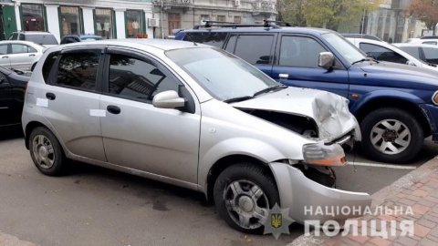Жінка викрала таксі після сварки з водієм в Одесі. Фото: Нацполіція