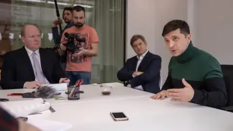 Зеленський може стати надією для реформаторів, – Bloomberg