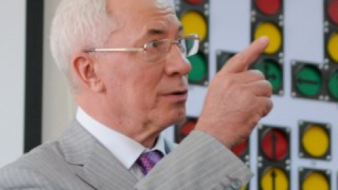 Азаров продвигает инициативу создания культурного телеканала.