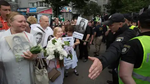 9 травня - одна з ключових дат тих, кому ближче традиційна радянська традиція