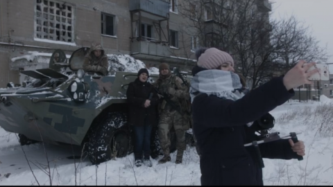 Скриншот видео.