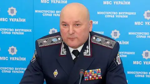 Принципиальность Интерпола. Руководитель укрбюро организации Василий Неволя рассказал, почему в международный розыск не оглашаются соратники экс-президента Януковича