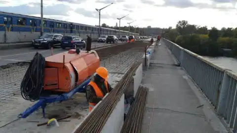 Ремонт мостов в Киеве. Фото: "Страна"