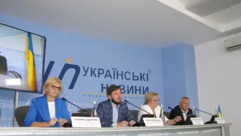 "Днипромлын" и "Хлебзавод №10" работают в штатном режиме и не подвергались рейдерскому захвату, - основатель предприятий Моршинин