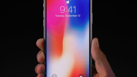Apple предупредила о возможности выгорания дисплея iPhone. Фото: AppleInsider.ru