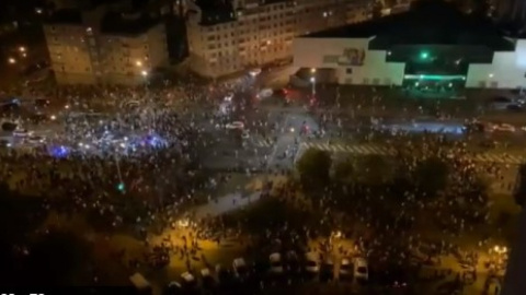 В центрі Мінська прогриміли декілька вибухів, силовики отримали підкріплення
