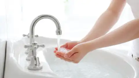 Кран, вода, водоснабжение . Фото nimoo.tistory.com