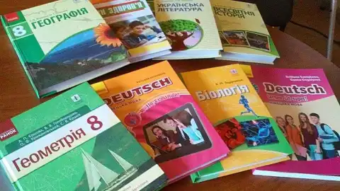 Видавництво "Ранок" першим впоралось з держзамовленням з приводу постачання підручників для 8 класів