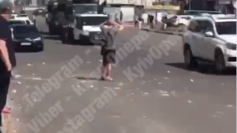 Нацгвардейцы въехали в свое же авто на месте взрыва в киевской многоэтажке