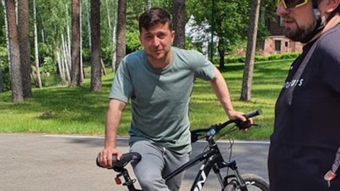 Володимир Зеленський у резиденції "Залісся" поспілкувався з журналістами