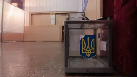 Почалося голосування на виборах в Раду в 7 округах