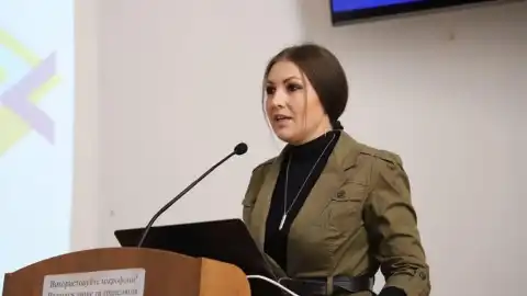 Софія Федина.