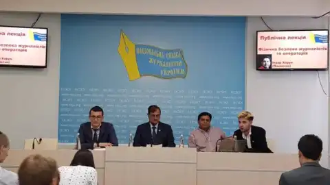 Ексклюзивний матеріал не такий важливий, як життя журналіста, – пакистанський журналіст Харун