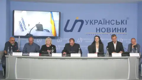 "Нельзя торговать землей, которая полита нашей кровью":  участники АТО и переселенцы против открытия рынка земли до завершения войны на Донбассе