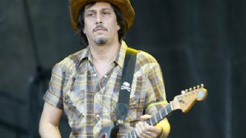 Бывший гитарист Gogol Bordello Орен Каплан.