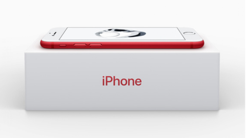 Apple показала красный iPhone. Фото: apple.com