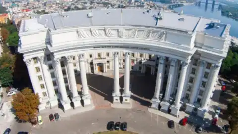 Тести для дипломатів, або що потрібно знати для відправки в престижну дипмісію