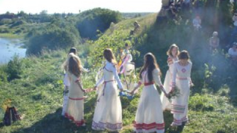 Народні гуляння на Івана Купала.