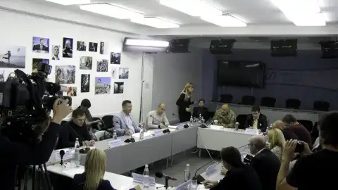 Круглий стіл: "Українська євроінтеграція очима науковців та експертів"
