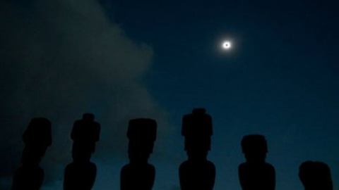 NASA и Stream впервые запустят стрим полного солнечного затмения в 2017