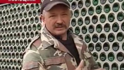 За день майстер викладав 250 пляшок.