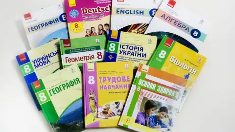 Усі підручники в одному планшеті