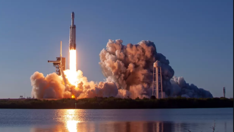 Ракета Falcon Heavy SpaceX. Фото:  twitter.com/SpaceX
