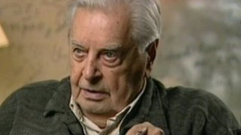 30 сентября этого года он отметил 95-летний юбилей.