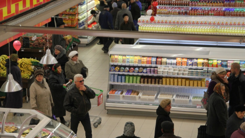 Что опасно покупать перед Новым годом: список товаров