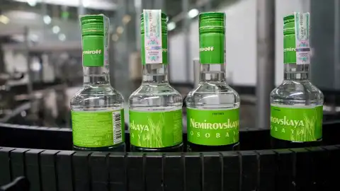 А также описали правовые аспекты торговли алкогольными напитками
