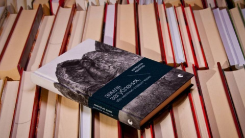 Премии "Читатель года" получили 2 человека. Фото:facebook.com/BBC.Book