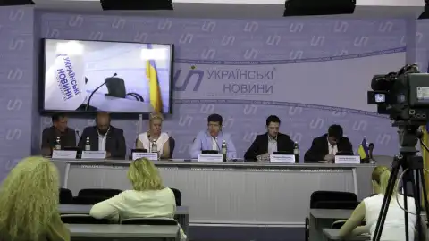16.06.17 10:30 Прес-конференція: "Cистемний саботаж виконавчою владою міста Києва розбудови місцевого самоврядування на прикладі цинічного формування кишенькової громадської ради при КМДА"