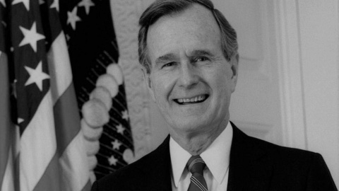 Буша поховають у родинному склепі. Фото: Офіційний portrait of George H. W. Bush