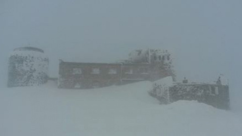 На Попе Иване сегодня -16 градусов. Фото: facebook.com/chornogora.rescue112 
