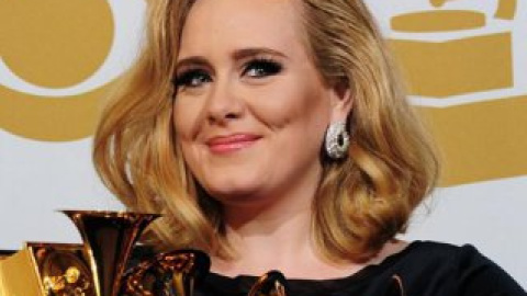 Адель стала тріумфатором церемонії вручення Grammy.