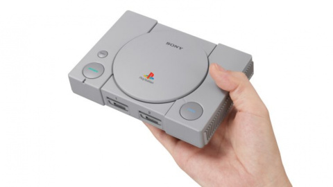 Міні-консоль приблизно на 45% менше оригінальної PlayStation. Фото: blog.us.playstation.com