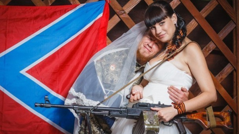Бланк паспорта Елены Павловой значился украденным во время оккупации Славянска. Фото: nama_gr - LiveJournal
