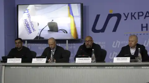 15.11.18 11:00 Пресс-конференция: "Каким образом из кошельков украинцев финансируется сепаратизм: как живут сепаратисты в Украине. Анализ выборов в ОРДЛО"