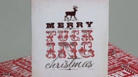 "Merry Fucking Christmas" перекладається як "Вітаю з довбаним Різдвом"
