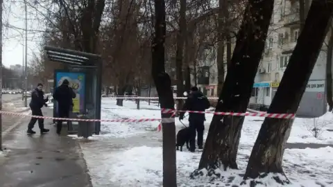 В Одессе на остановке нашли взрывчатку. Фото: Нацполиция