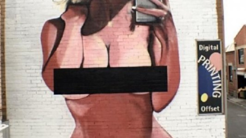 В США нарисовали гигантский мурал оголенной Ким Кардашьян
