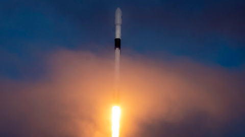 Старт відбувся з космодрому на мисі Канаверал у штаті Флорида. Фото:/twitter.com/SpaceX