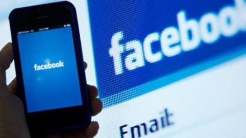 В Facebook добавили кнопку для отправки сообщений-валентинок