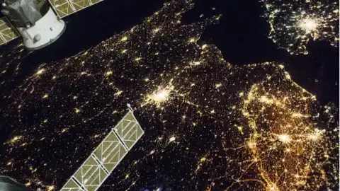 Европа с космоса. Фото: instagram.com/nasa