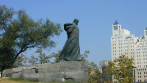 Пам'ятник Шевченку в Москві.