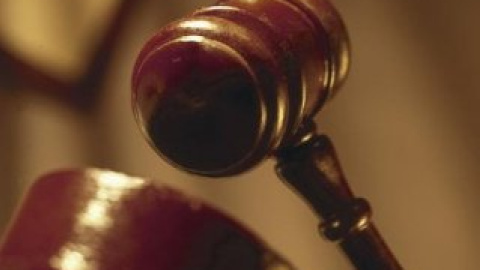 Паризькі торги було приурочено до роковин страти Марії-Антуанетти.
