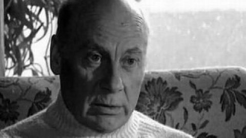 Він помер в Москві на 86-му році життя.