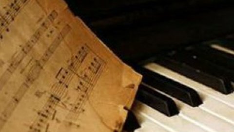 Нову версію "Реквієму" буде найближчим часом виконано в Саутгемптоні.