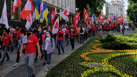 Прихильники Шарія йдуть під Офіс Президента